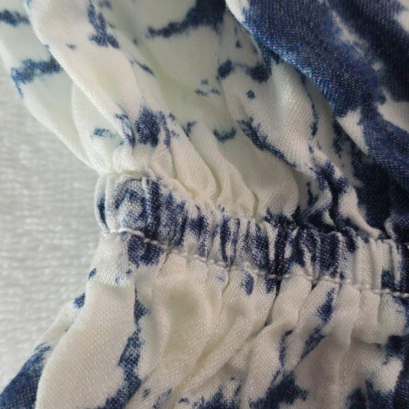 GUESS blouse - Picture 6 of 6